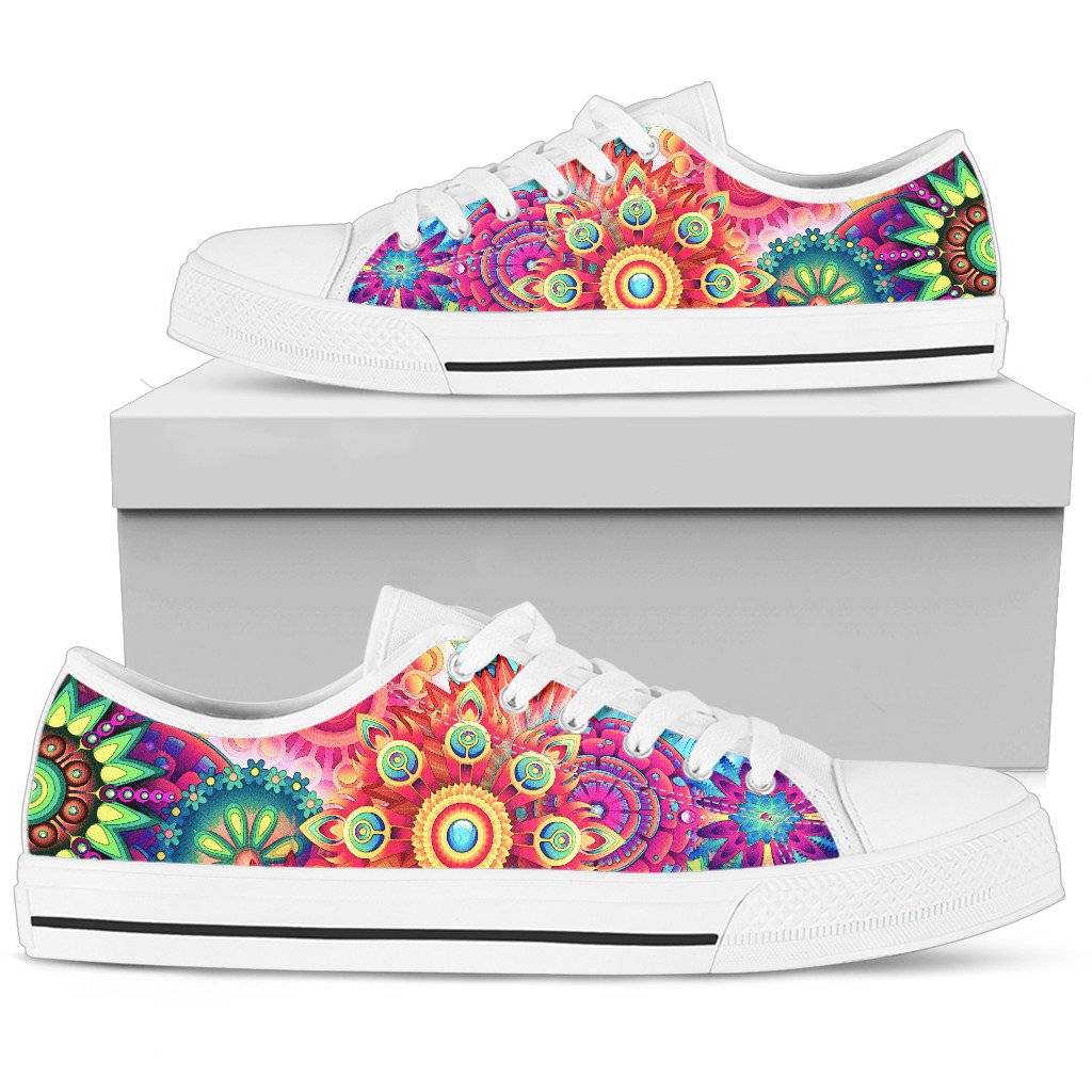 Mandala Colorful Women's Low Top Shoes (White Sole)